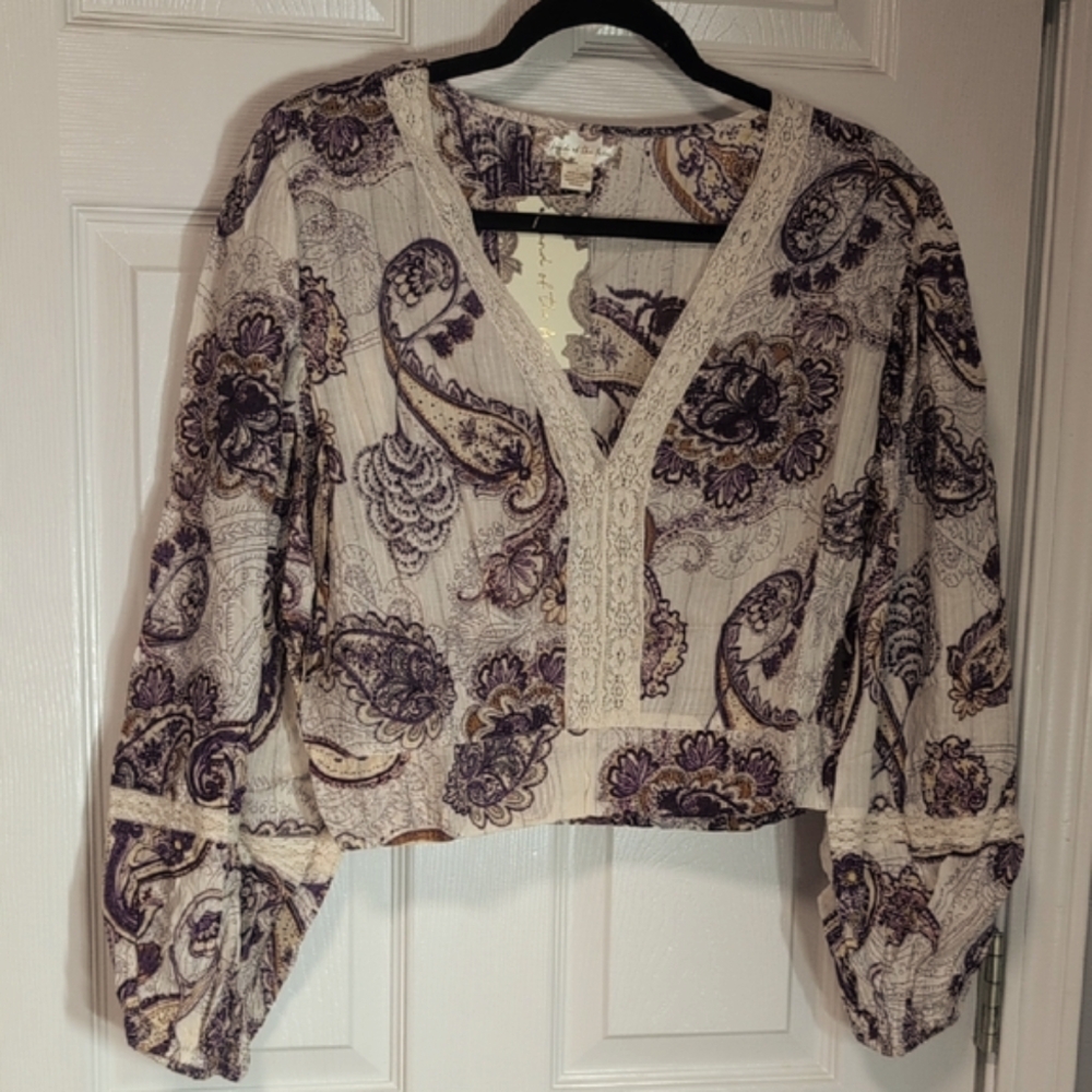 Band the Free Mirabelle Cream and Purple Cropped Blouse Size Large - Picture 2 of 11